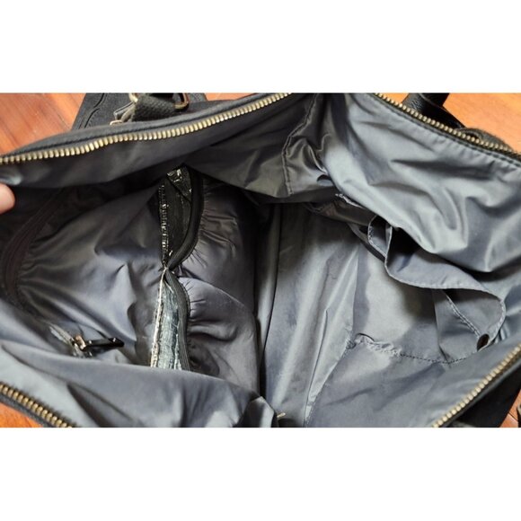 Arch Luxe Nappy Bag Bundle - Black Backpack - Picture 13 of 16